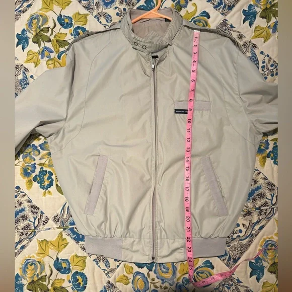 Members Only Vintage Beige Full Zip Up Jacket, Size Small (Unisex) - Picture 10 of 11